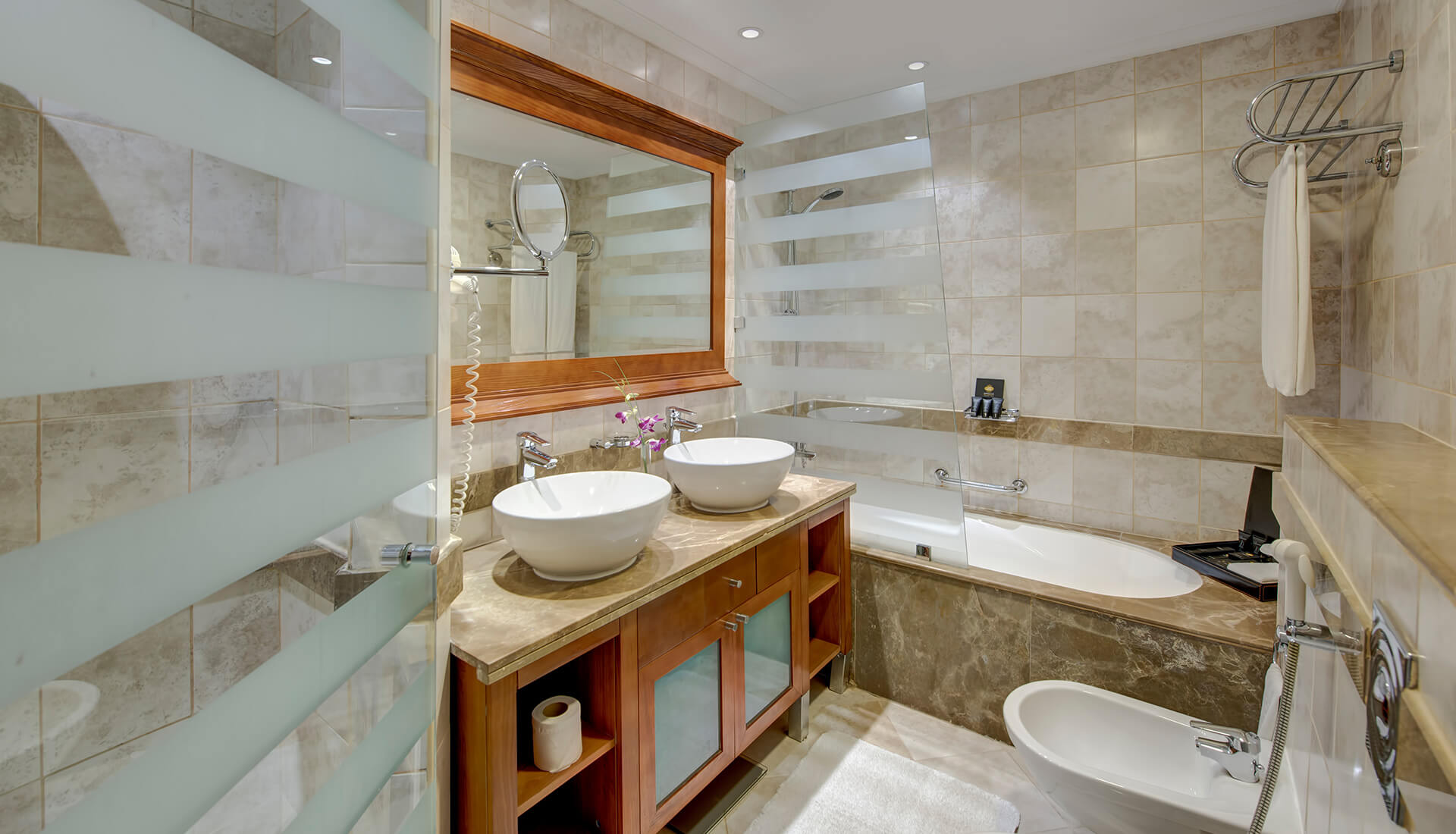 Executive-Suite-8