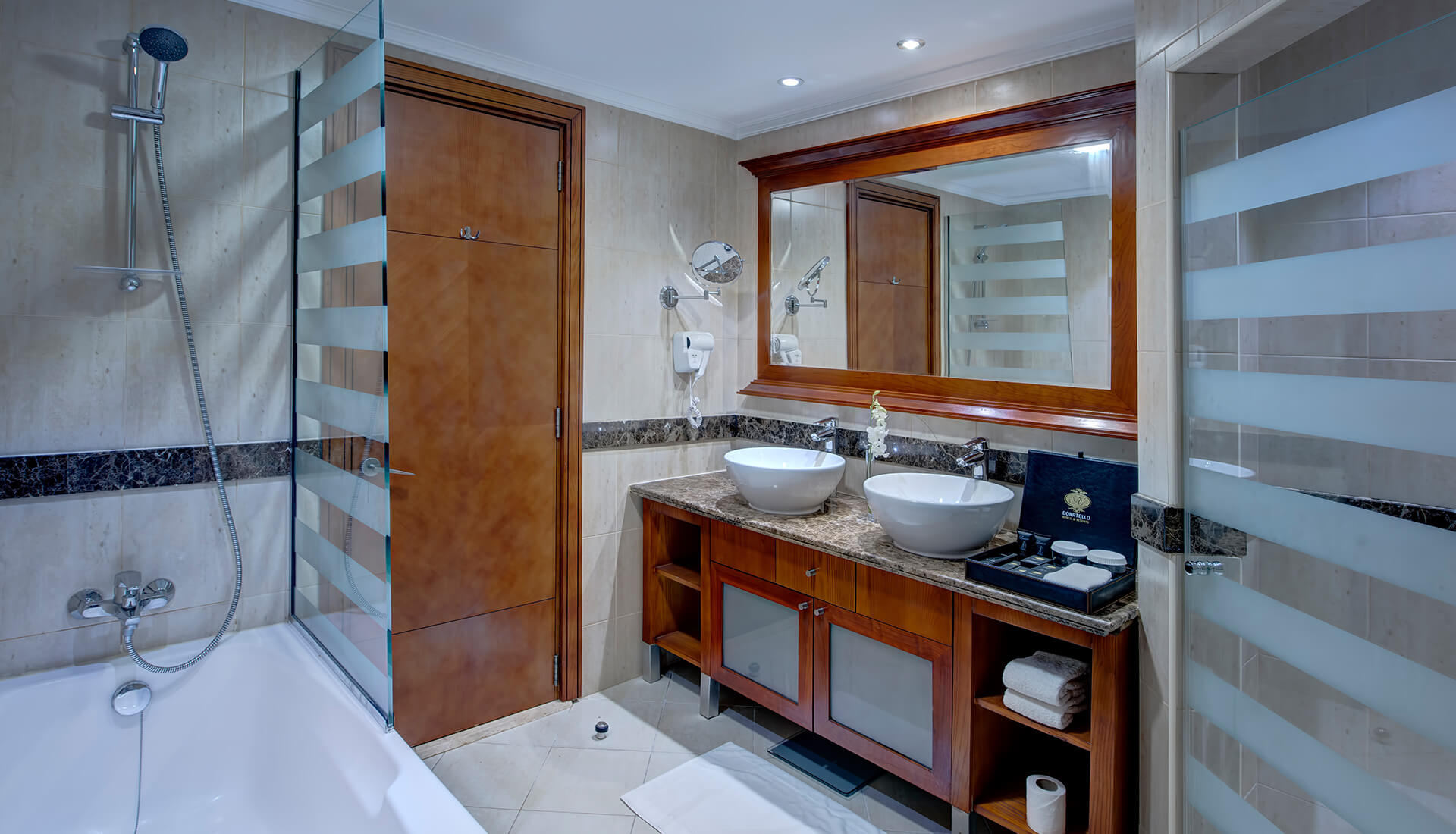 Deluxe-Room-King-5